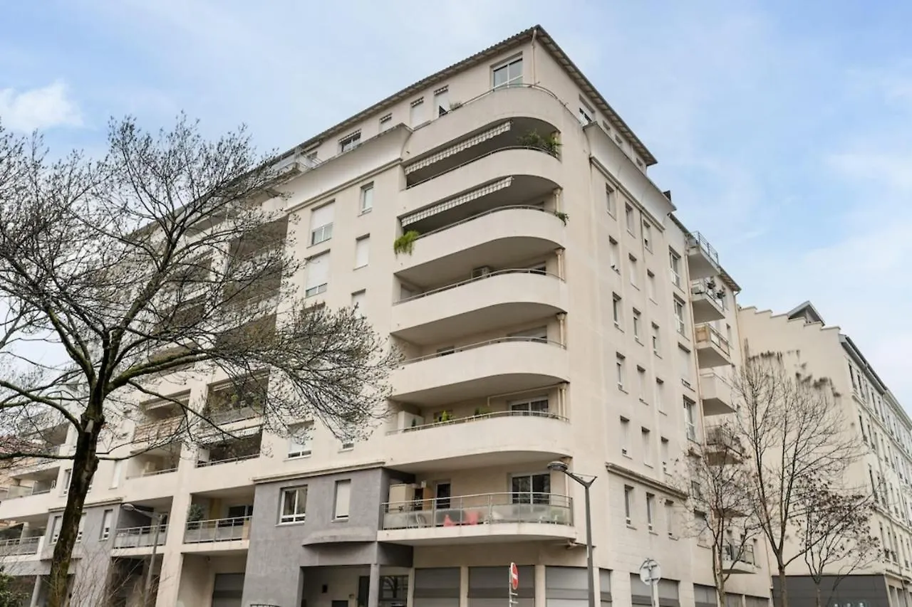 Chez Antoine Cosy 2 People Part Dieu Λυών 0*,  Γαλλία